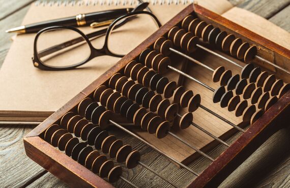 守口市でそろばんを幼児から小学生に指導し基礎能力を育んでいます